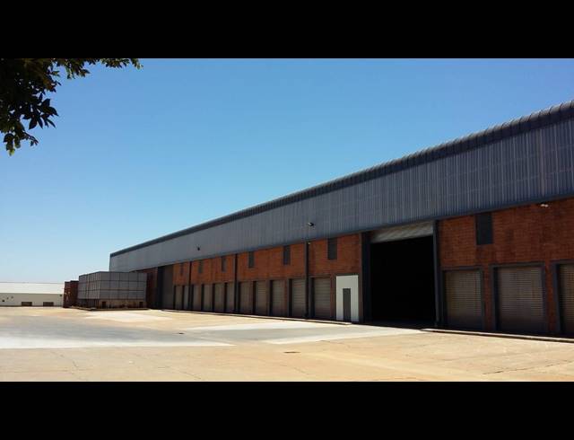 24,057M² WAREHOUSE TO LET IN WILBART